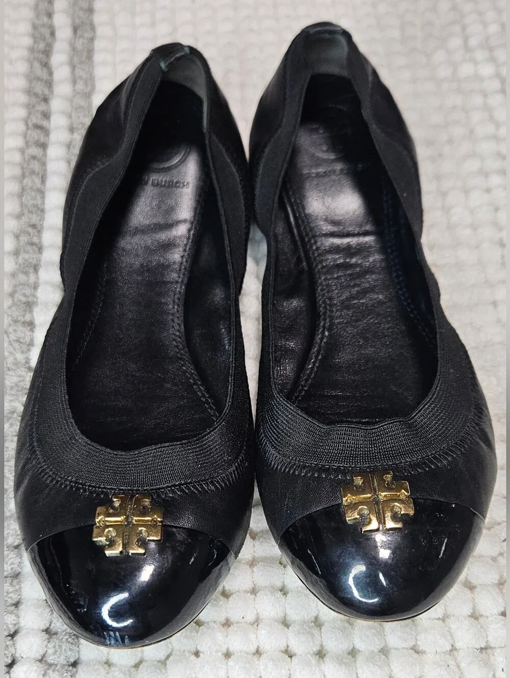 Tory Burch Ballet Flats Size-8 Black Gold Leather Jolie Stretch Shoes.